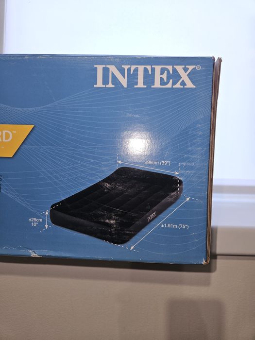 Надуваем  Матрак 99/191/25 см с  помпа