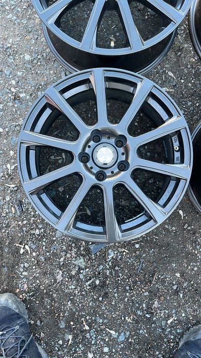 Продам диски R17 5x114.3