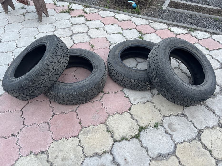 Продается покрышки на Ниву