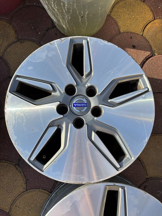 Jante Volvo/Ford/Peugeot/Citroen 16” 5x108