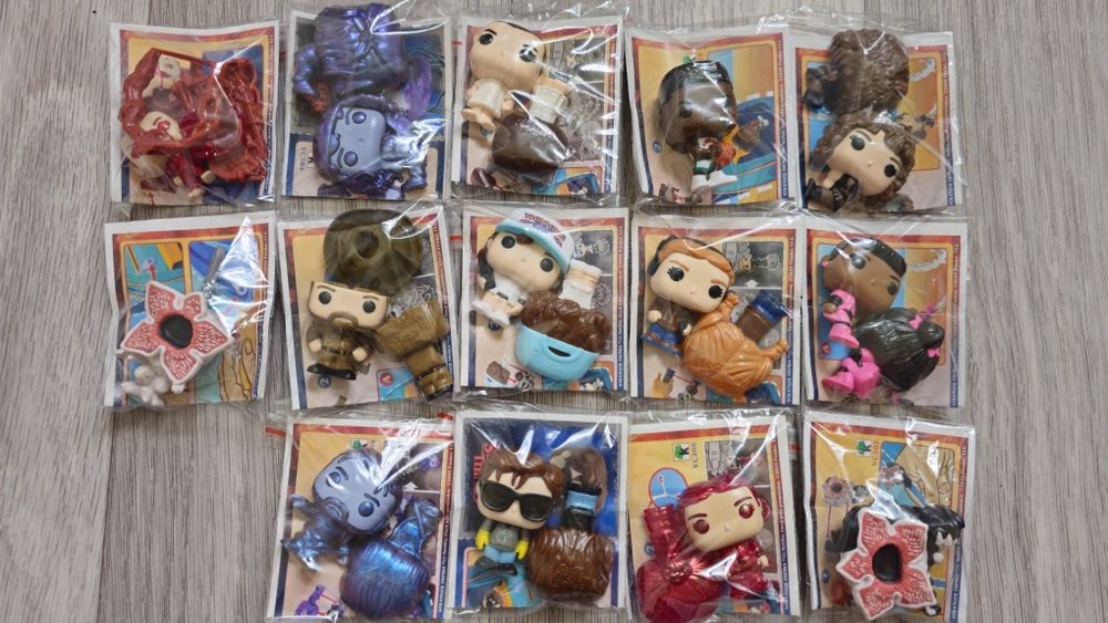 Киндер джой очень странные дела.