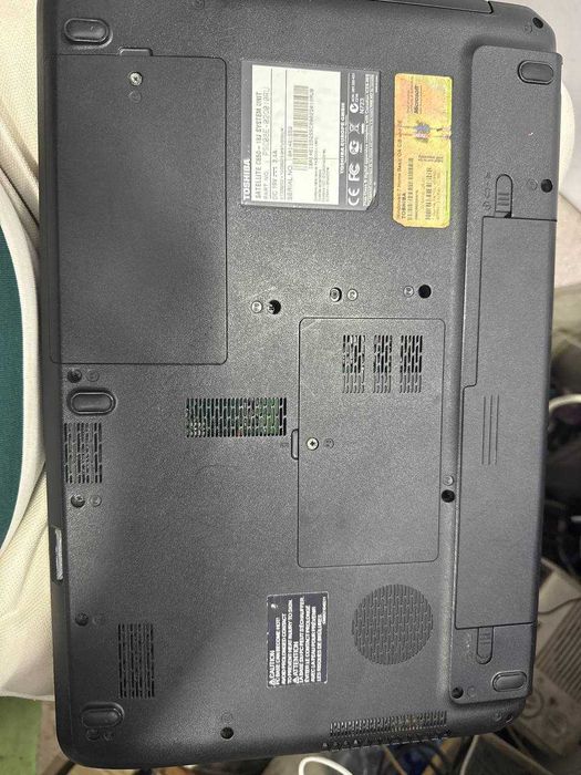 noutbuk toshiba arzon