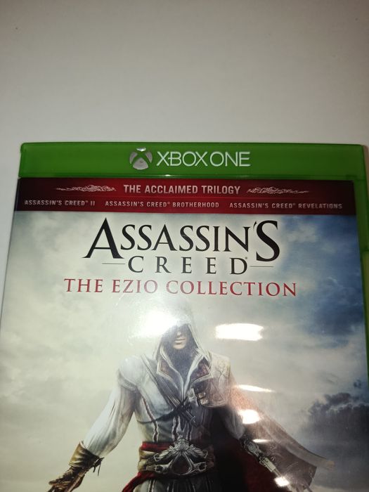 Assassins Creed EZIO COLLECTION XBOX toate cele 3 jocuri brotherhood  creed 2 si revelations