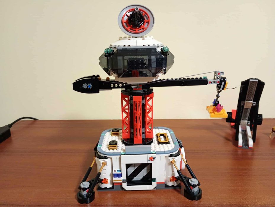 LEGO City Space Base and Rocket Launchpad