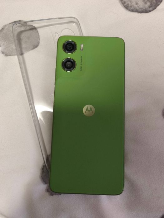 Моторола G06 green чисто нов