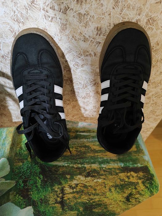 Кроссовки Adidas