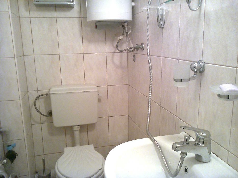 Студио за нощувки в кв. Левски, свободно паркиране