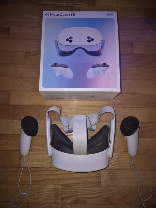 НОВИ в гаранция VR очила Meta Quest 3S 128GB