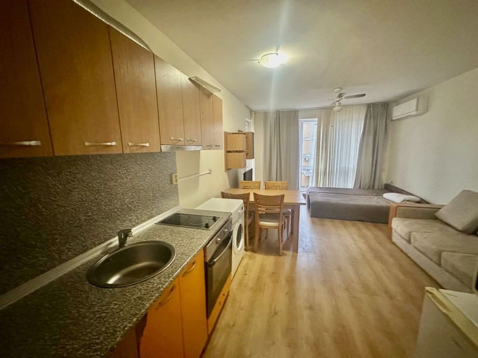 Продава се Двустаен апартамент в к.к. Слънчев бряг - 80 кв.м за 1000 €/кв.м - Снимка #6