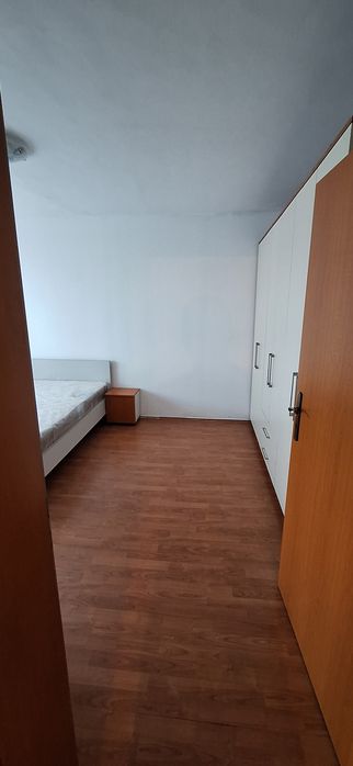 Inchiriez garsoniera Piata Muncii