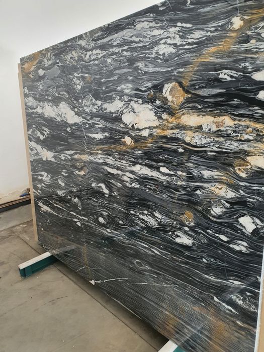 Trepte,glafuri din marmura,onyx,crystal, travertine
