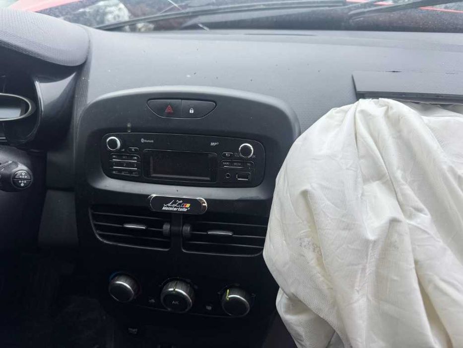 Macara geam stanga spate Renault Clio 4 2016 BREAK 1149