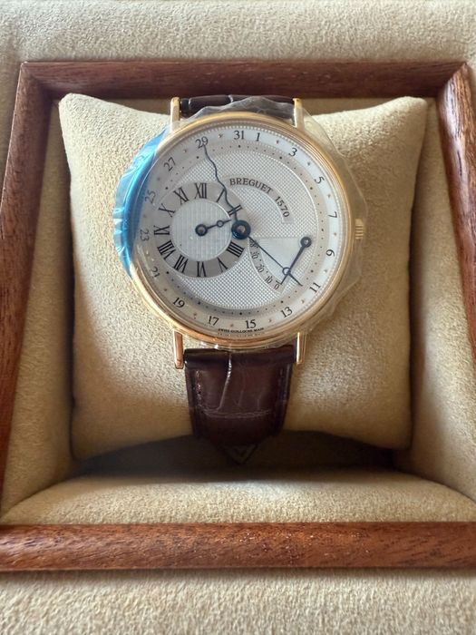 Часы Breguet Classique Power Reserve