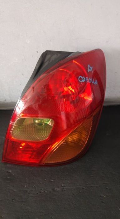 Stop tripla lampa dreapta toyota corolla