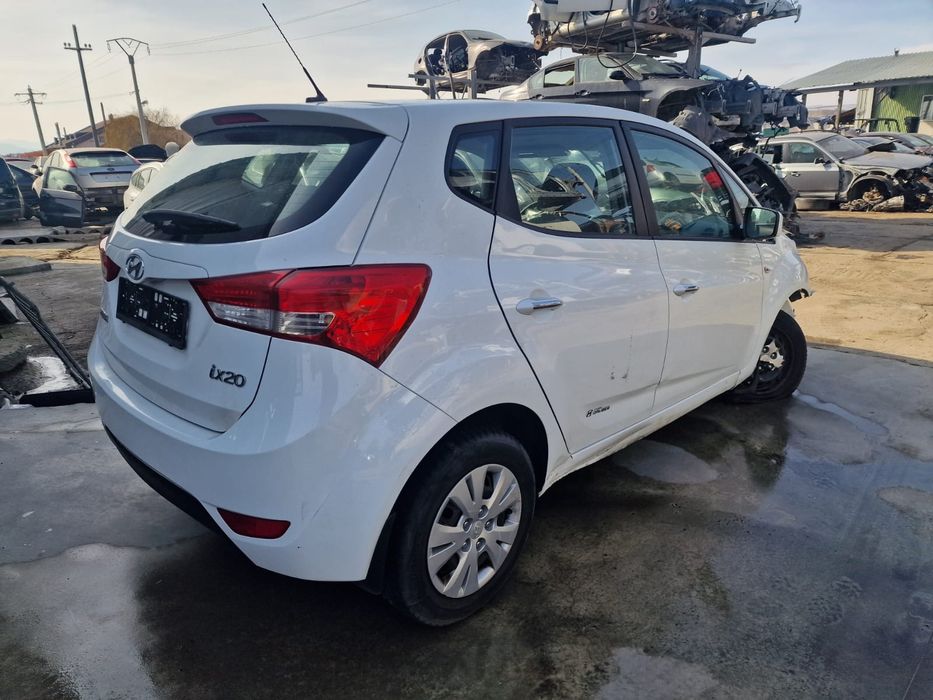 Dezmembram Hyundai ix20 2011 1.4 benzina G4FA