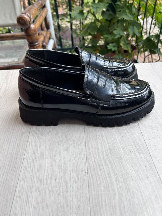 Лоуфъри от естествена кожа