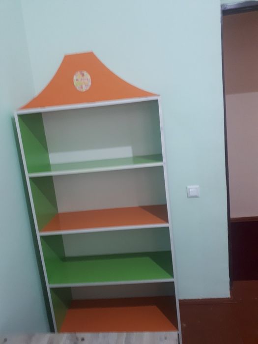 Стуль12штук.детс шкаф.ковры.стенка