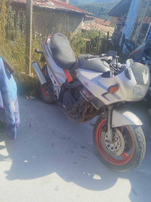 Suzuki Gsxf 750 Katana