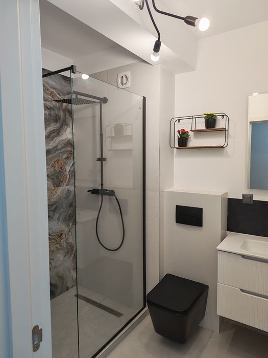 PF prima închiriere Între Lacuri l Iulius Mall