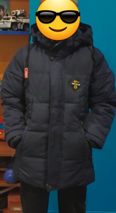 Зимняя теплая куртка для мальчика.