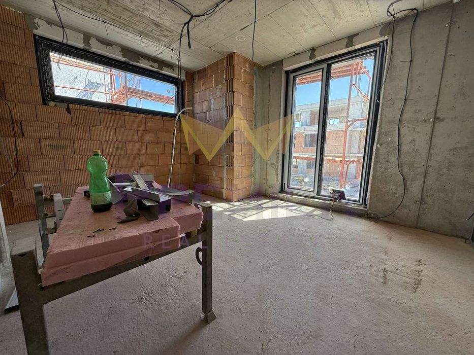 Продава се Тристаен апартамент в София, м-т Детски град - 104 кв.м за 2559 €/кв.м - Снимка #3