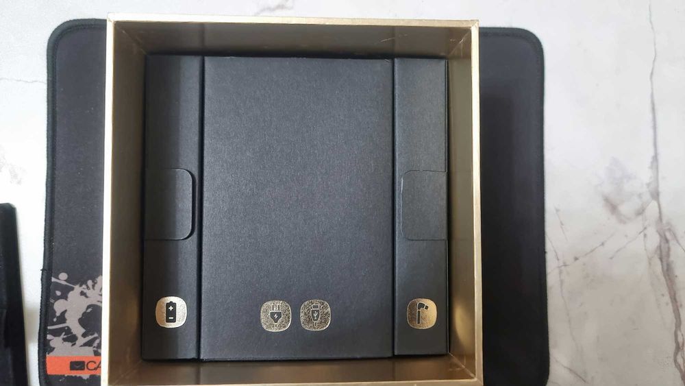 Nokia ORO оригинал в новом состоянии.