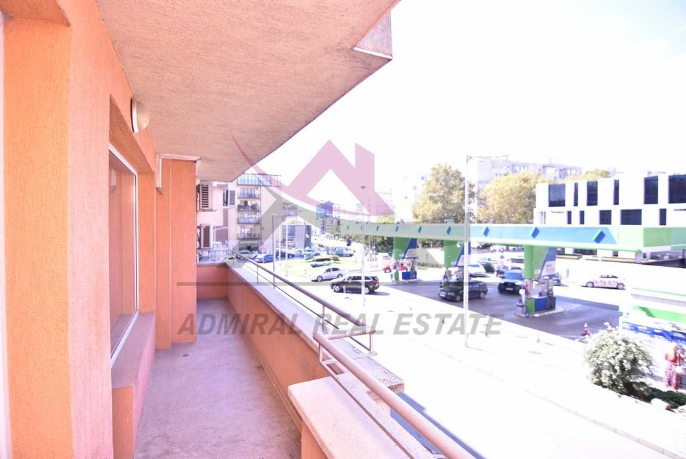 Дава се под наем Магазин в Варна, Базар Левски - 103 кв.м за 805 € - Снимка #4