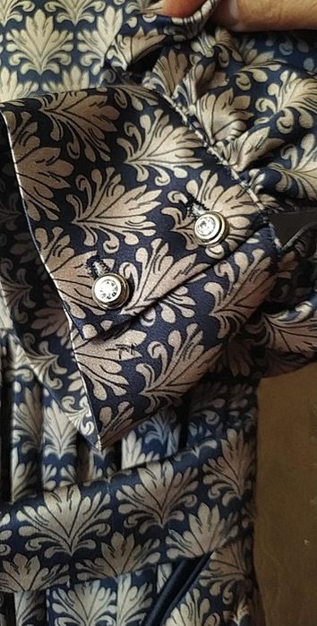 Продаю платье нарядное