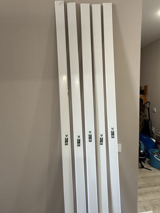 Продам остатки плинтуса