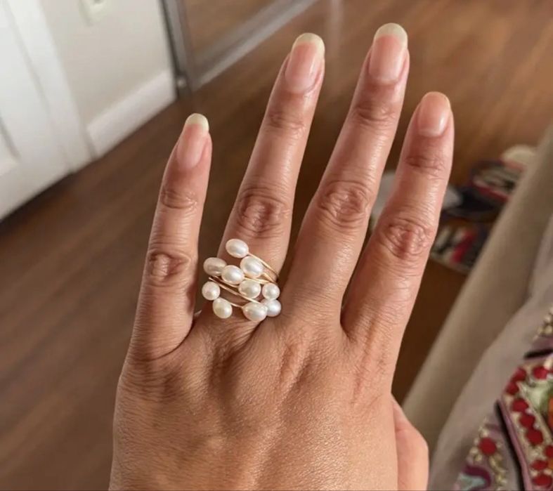 Нов пръстен с естествени перли 60€