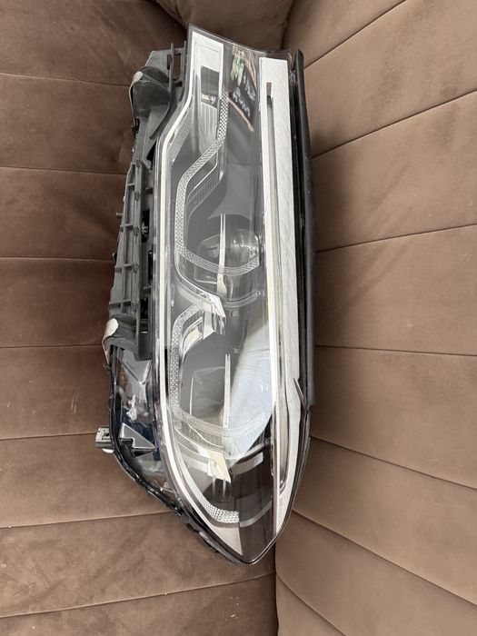 Far full led adaptiv stanga G 30