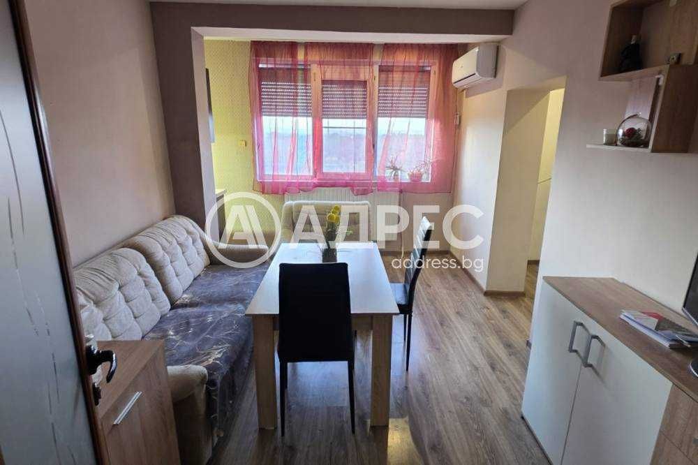 Двустаен апартамент