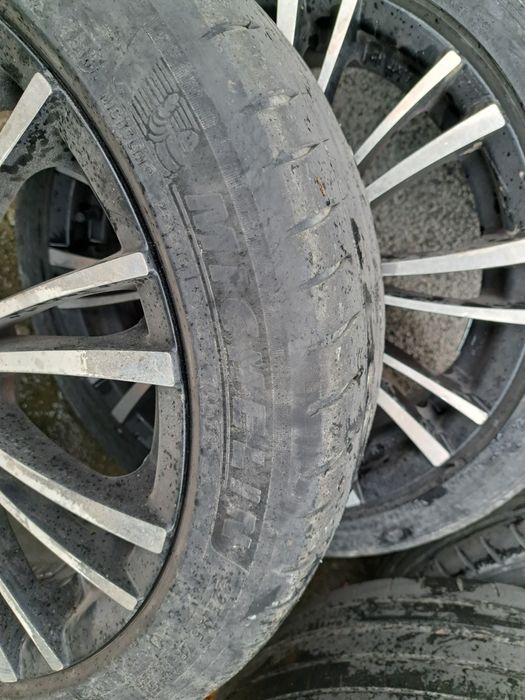 Гуми с джанти 17 цола 5×114.3