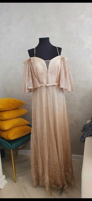 Rochie de seara roz pudra