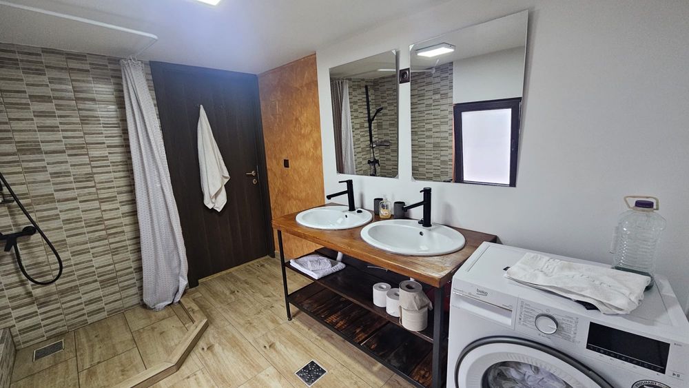 Inchiriez Cabana cu ciubăr și piscină in Valea Ierii , Cluj