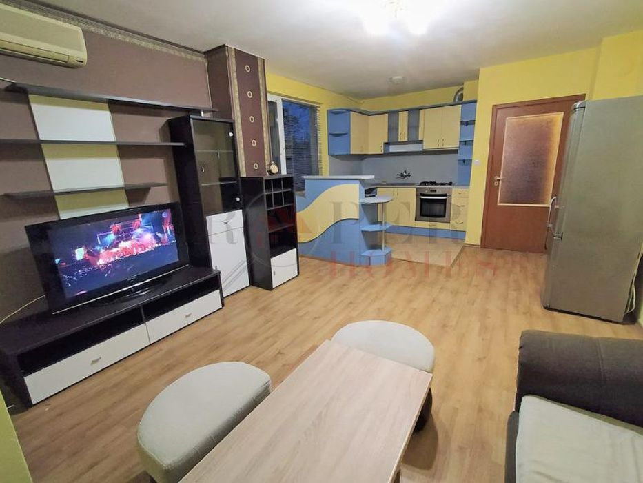 Дава се под наем Двустаен апартамент в Велико Търново, Акация - 55 кв.м за 298.86 € - Снимка #1