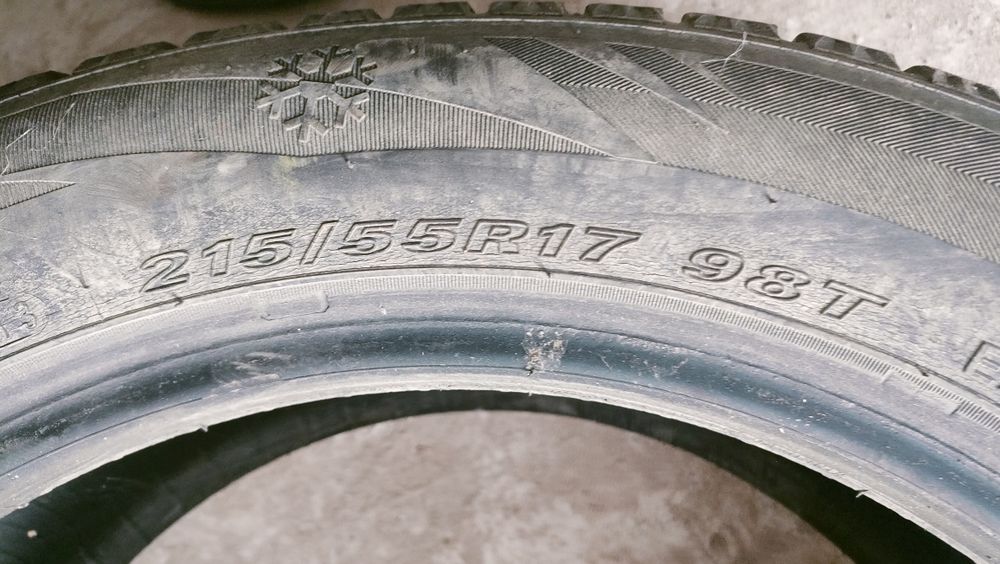 Продам шины 17/215/55