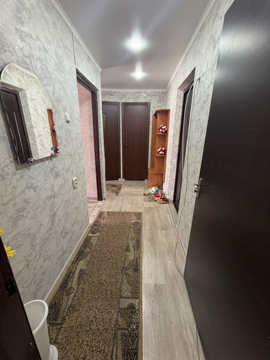 Продаю 2 комнатную квартиру в старом городе ру