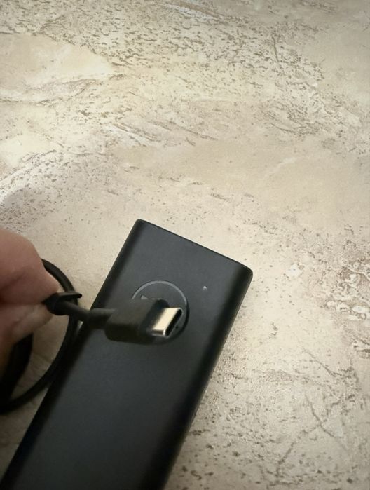 Отигинално зарядно DELL 65W Type C