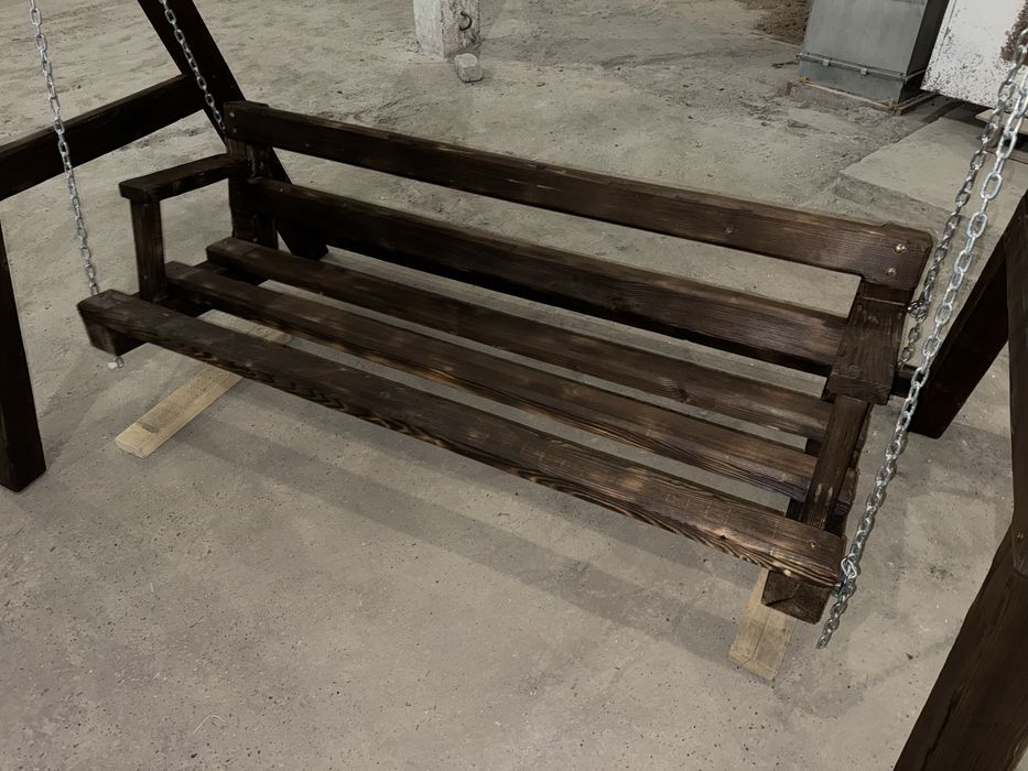 Продам Качели садовые 3-х местные