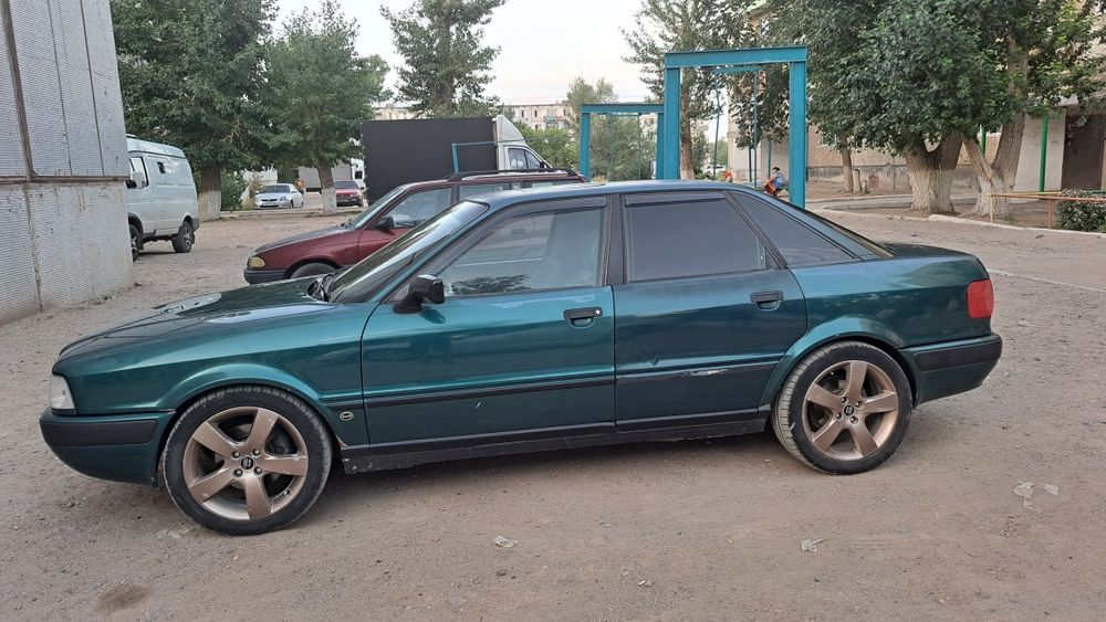 Продам ауди В 4 ,отличном состояний