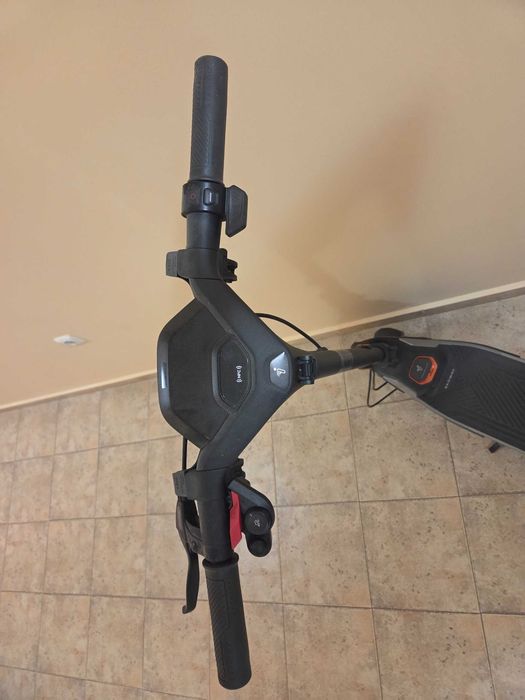 Електрическа тротинетка Segway Ninebot P65