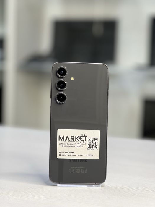 Samsung Galaxy S24FE/128 GB В оригинальной коробке