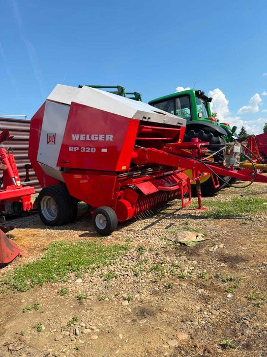 Presa Claas Rollant 46 Welger RP 12 Welger RP 200 Claas Rollant 44 Claas Rollant 42 Krone KR 130 Krone KR 125   Deutz Vicon
