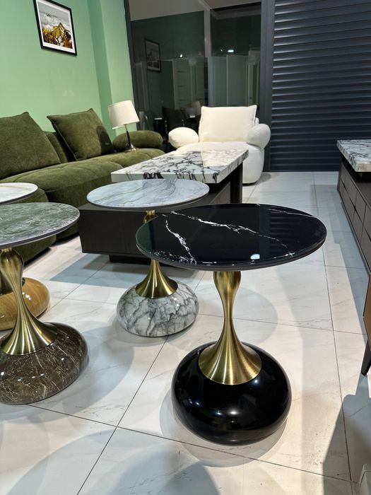 Приставной столик