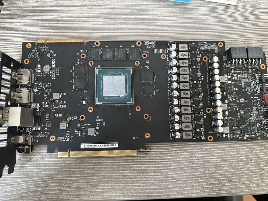 Rtx 2070 super asus rog strix