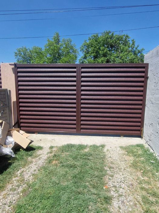 Gard metalic jaluzea | Suruburi ascunse | Oradea Bihor | Model 2025 |