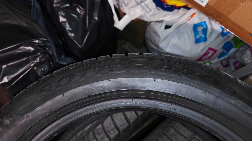 Продавам 4 зимни гуми Pirelli SottoZero 3 225/50/18 99H
