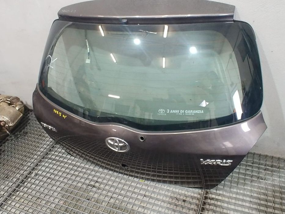haion toyota yaris p9 2009