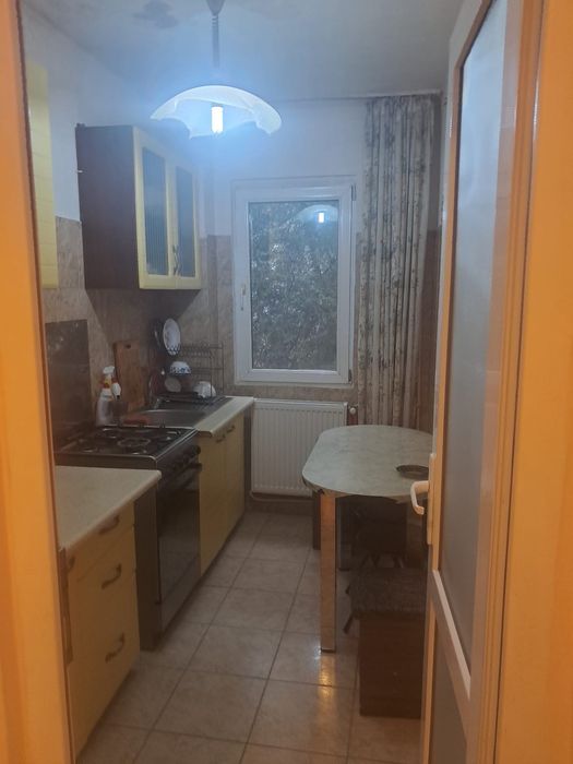 Proprietar - Apartament 2 camere, etaj 1, 45 mp, Cornișa Bistriței